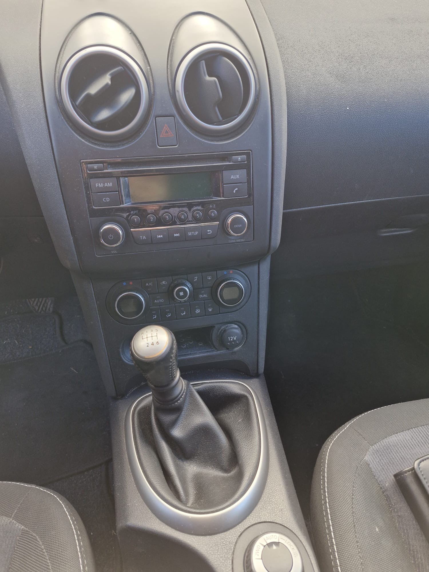 NISSAN Qashqai 2.0 4WD tekna-image-9
