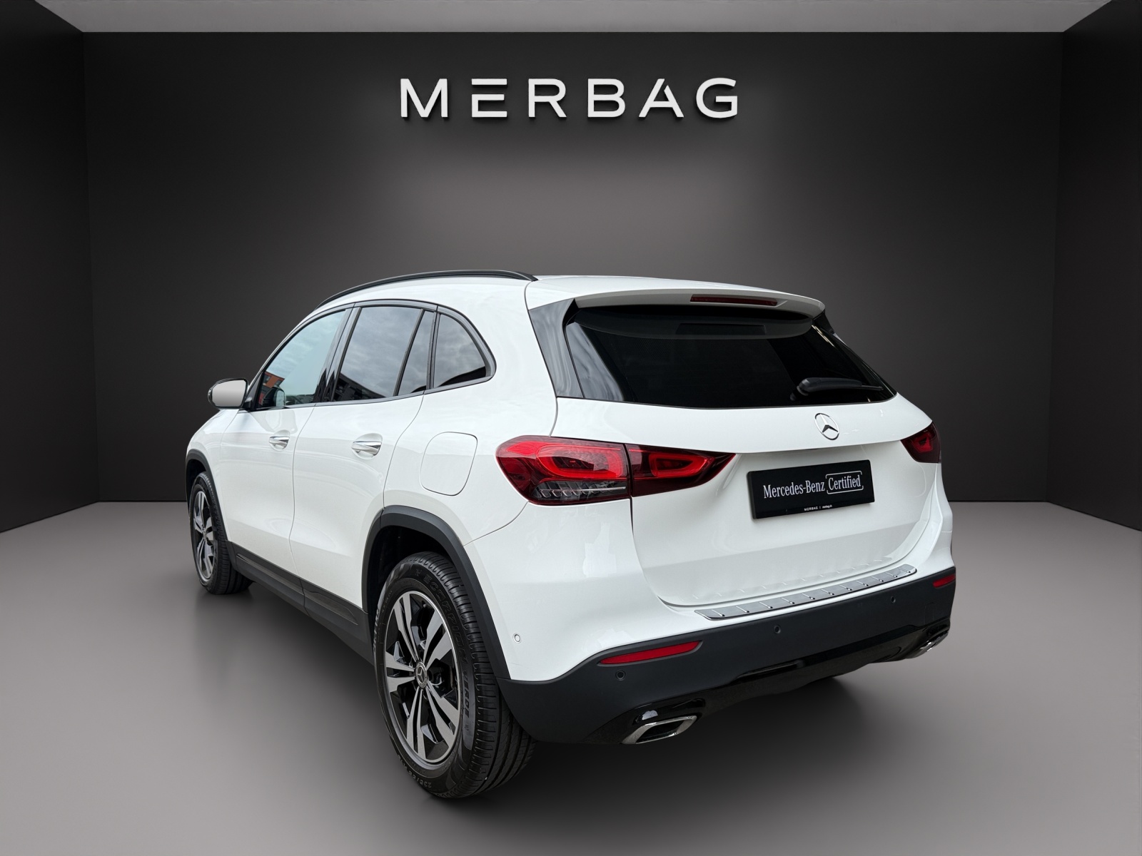 MERCEDES-BENZ GLA 250 4Matic Progressive 8G-DCT-image-7