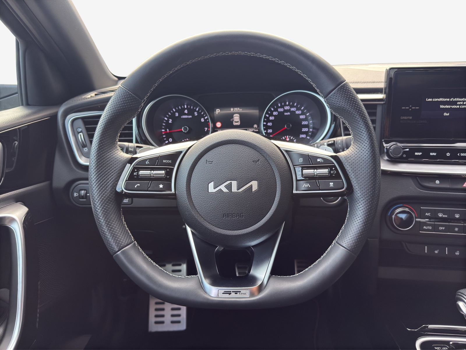 KIA XCeed 1.6 T-GDi GT-Line DCT-image-9