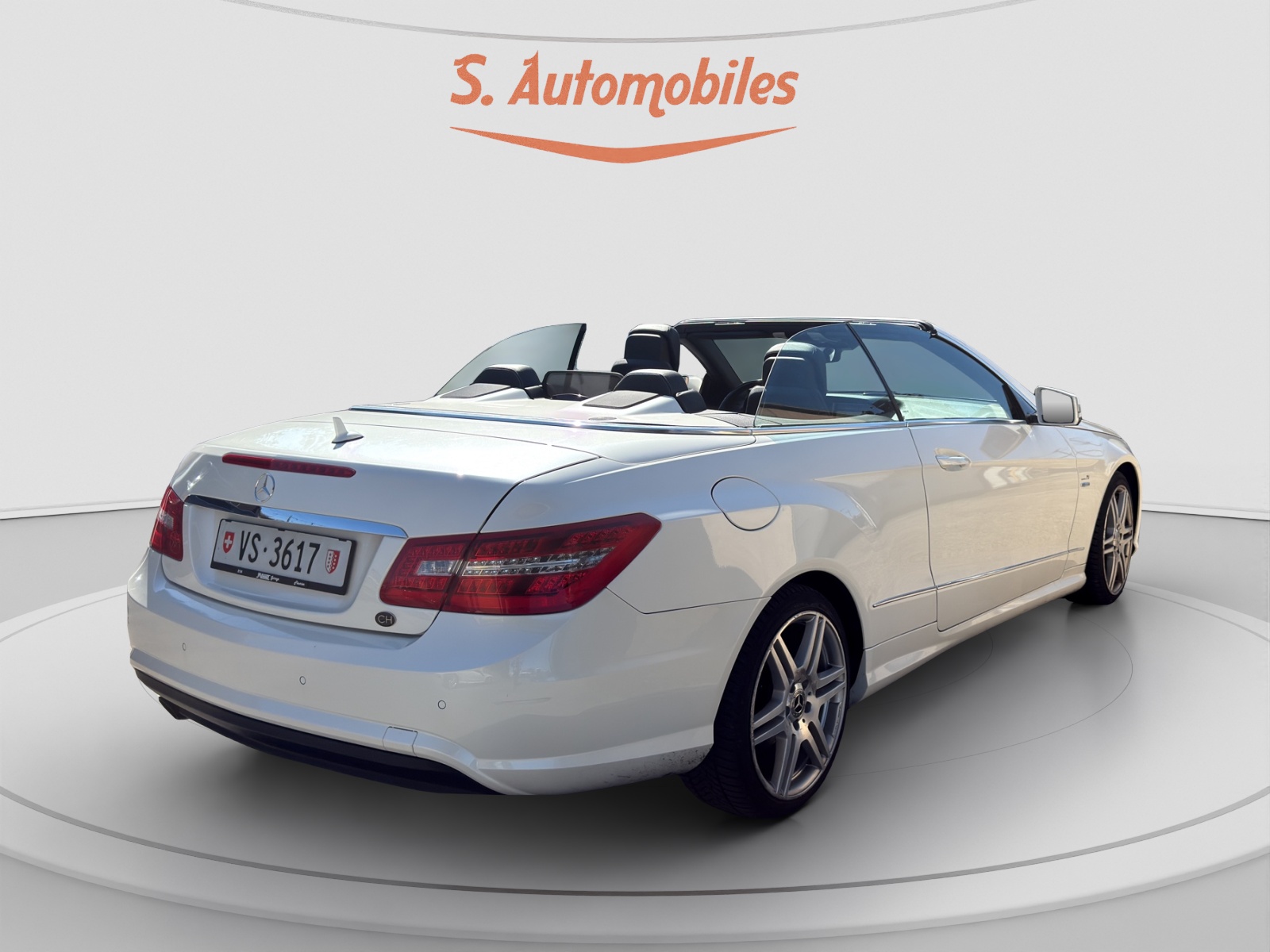 MERCEDES-BENZ E 250 CGI BlueEfficiency Automatic-image-7