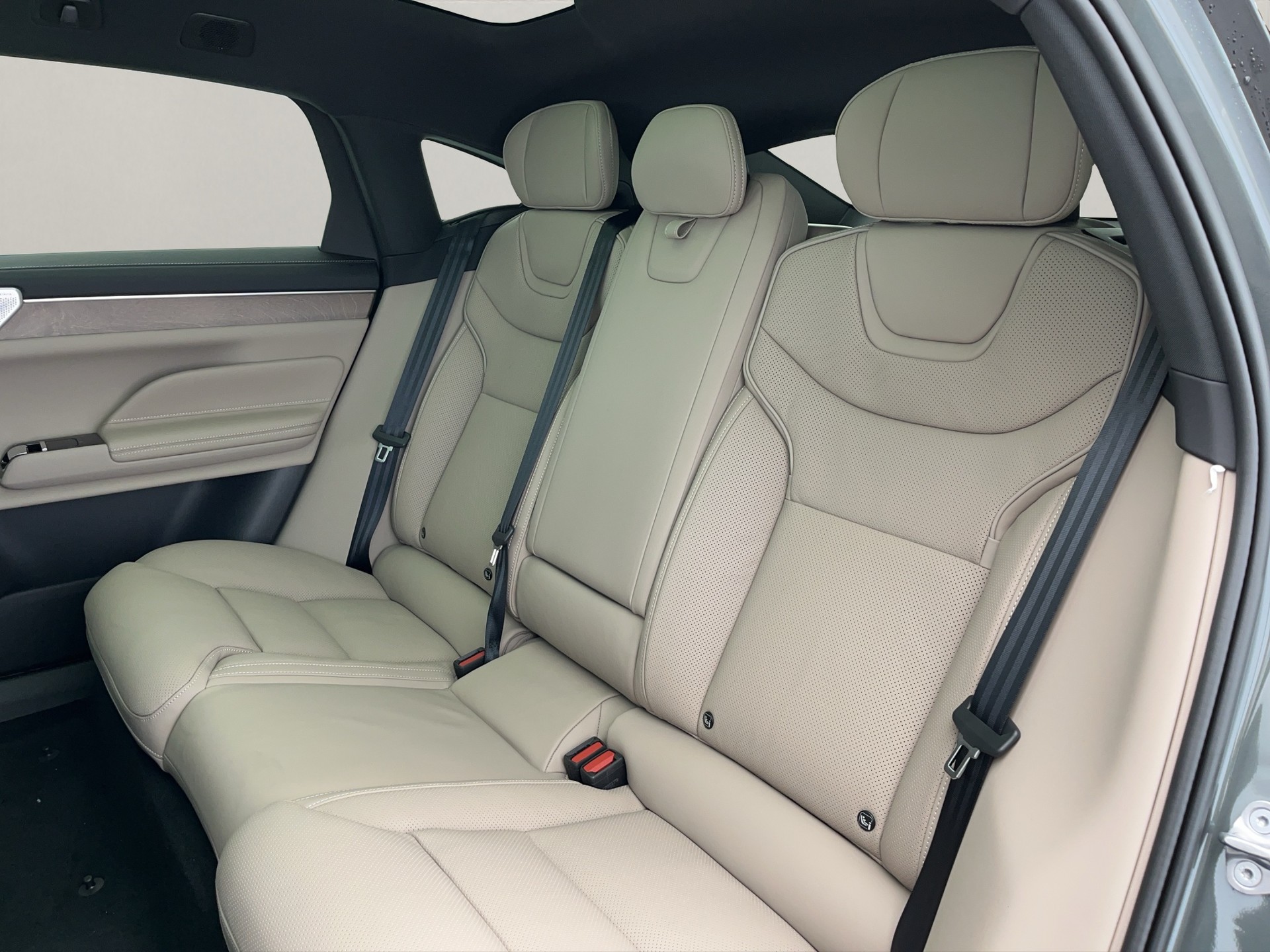 VOLVO ES90 Twin Performance Ultra AWD-image-16