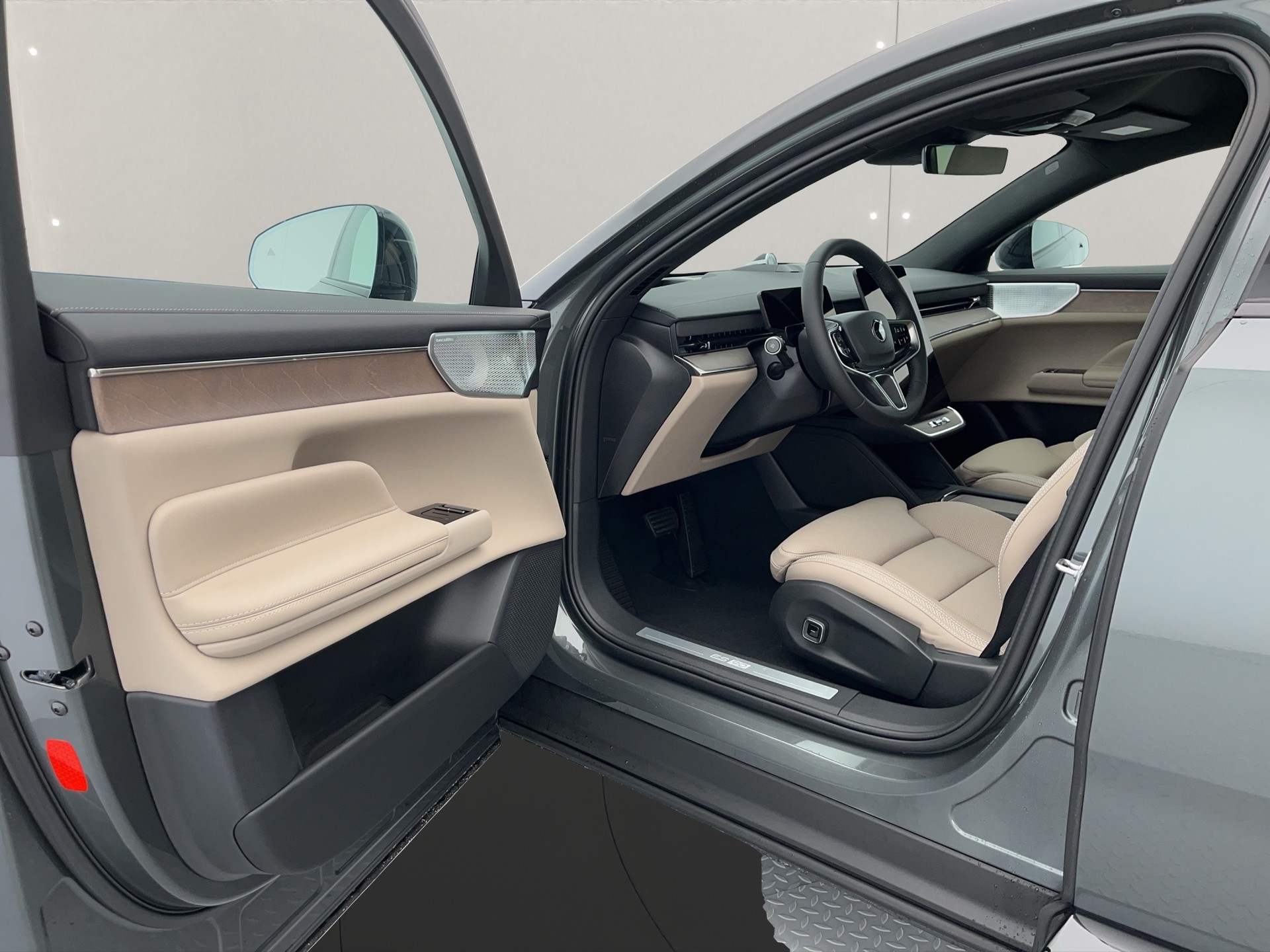 VOLVO ES90 Twin Performance Ultra AWD-image-8