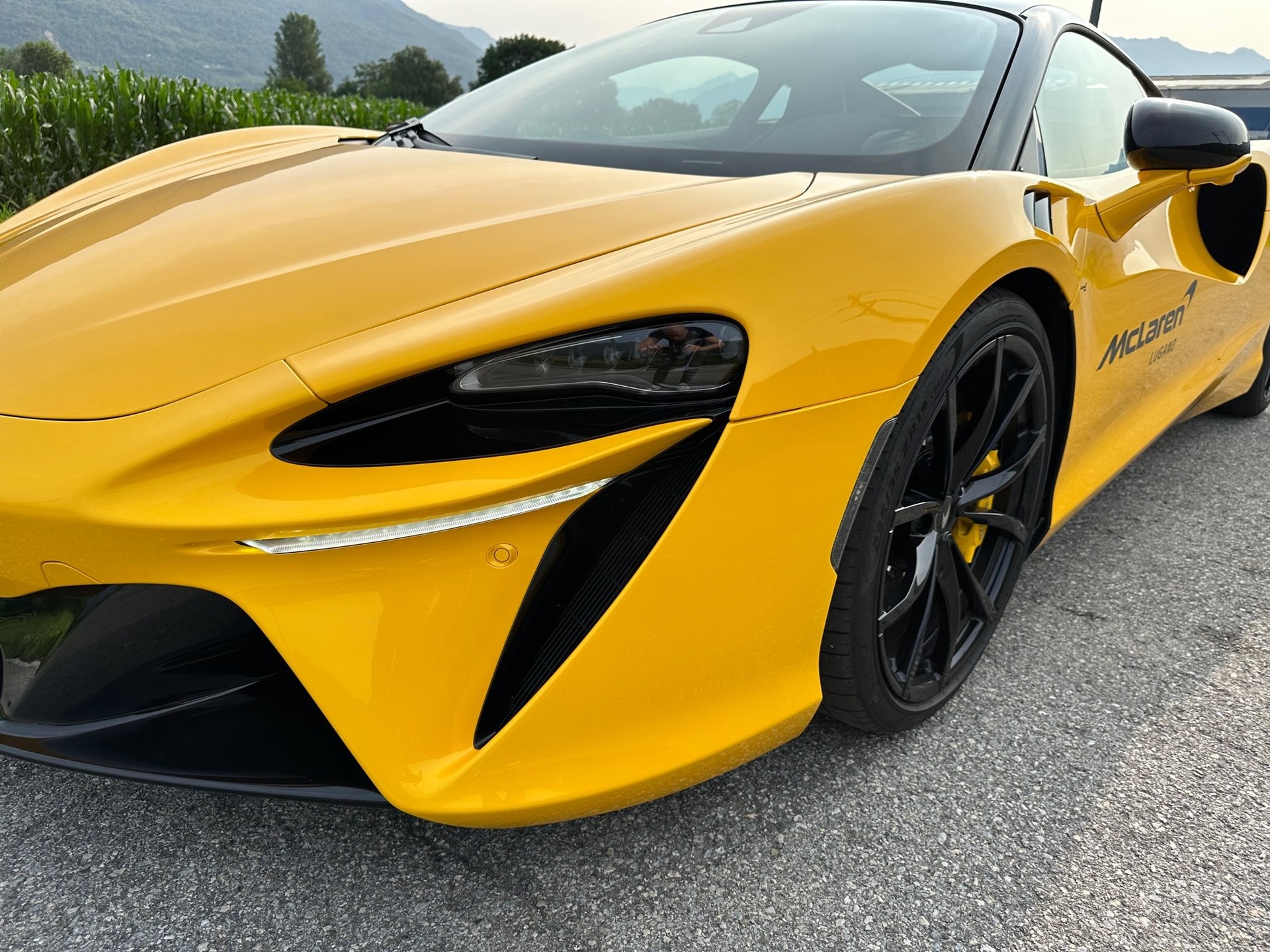 McLAREN ARTURA 3.0 V6 Performance-image-4