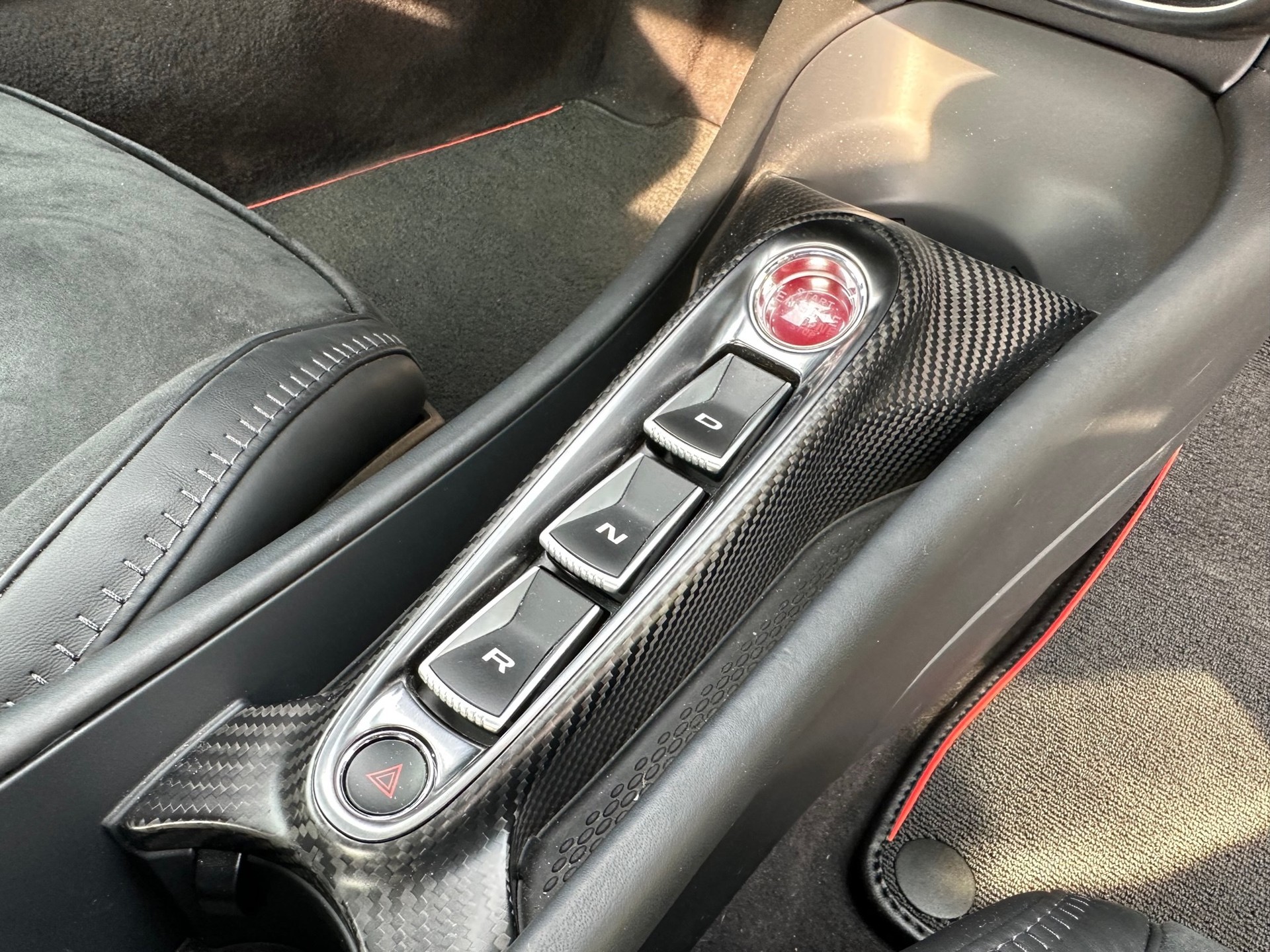 McLAREN ARTURA 3.0 V6 Performance-image-11