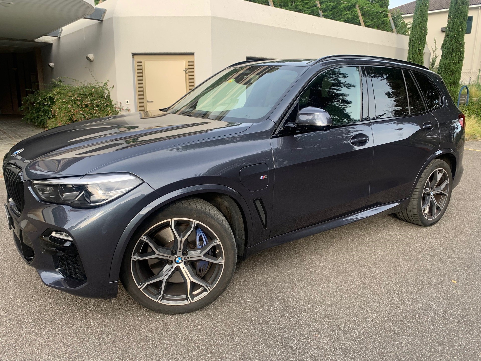 BMW X5 xDrive45e M Sport Steptronic-image-3