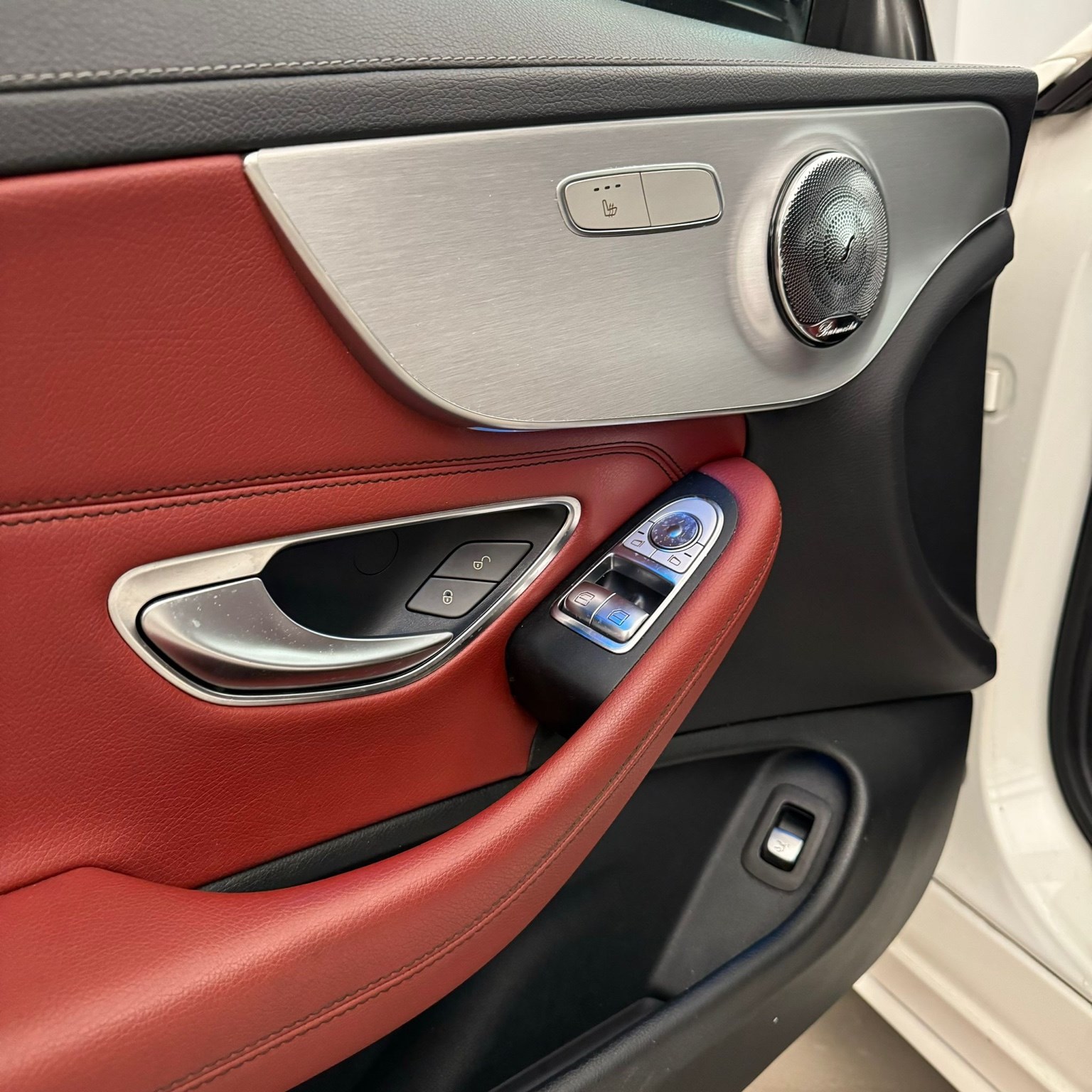 MERCEDES-BENZ C 43 AMG 4Matic 9G-tronic-image-8