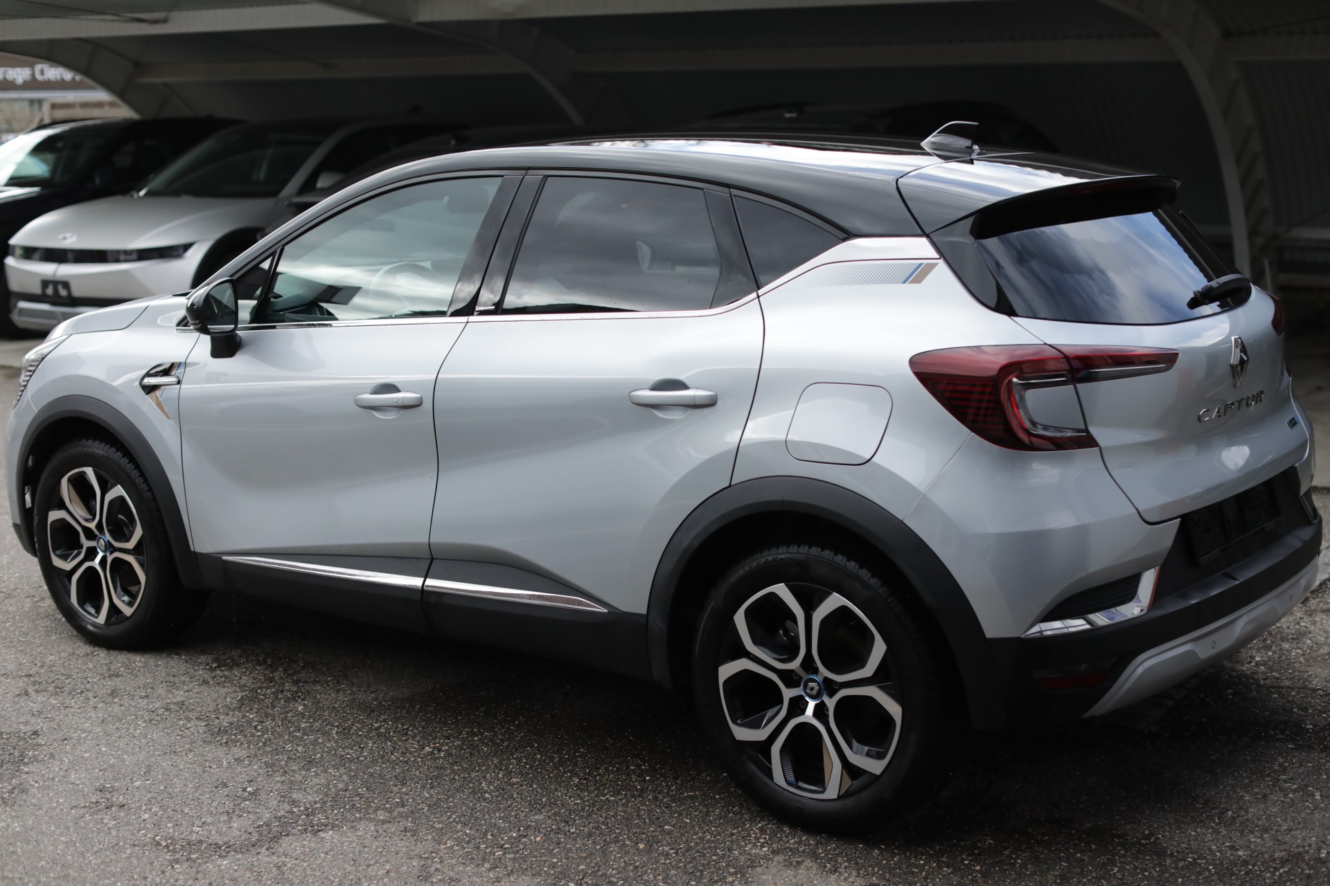 RENAULT Captur 1.6 E-Tech Edition1 DHT-image-2