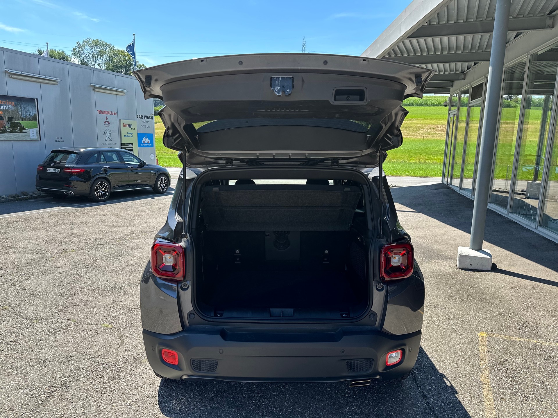 JEEP Renegade 1.3 GSE Turbo S-image-11