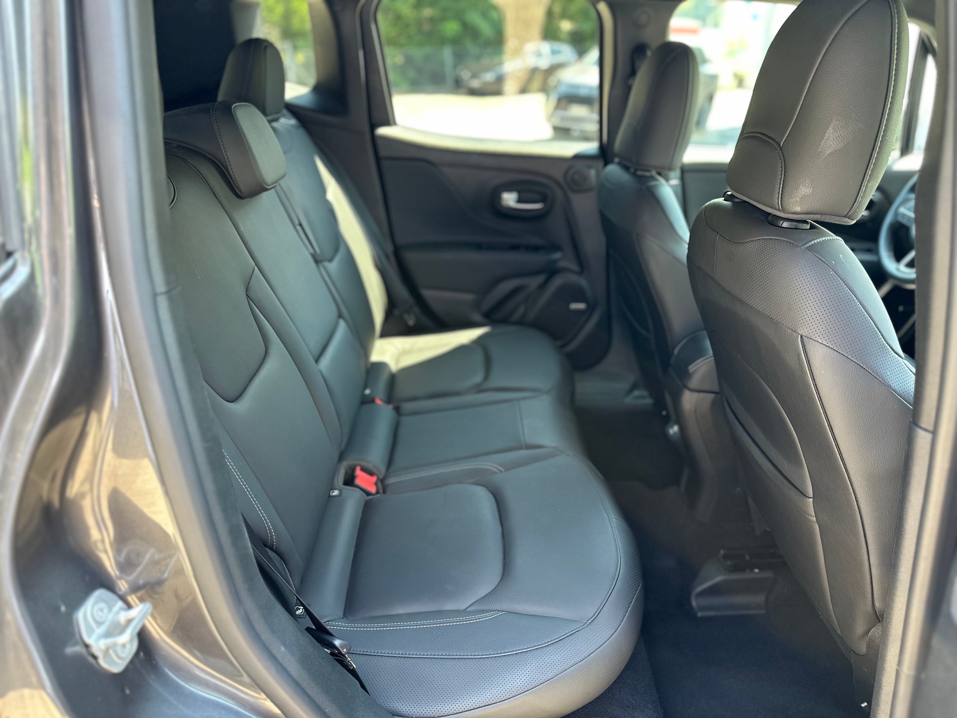JEEP Renegade 1.3 GSE Turbo S-image-10