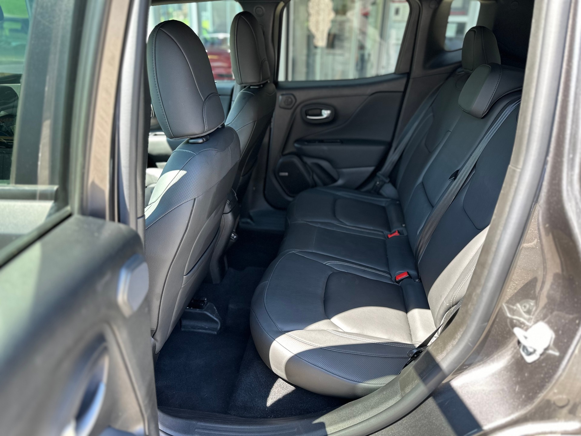 JEEP Renegade 1.3 GSE Turbo S-image-5