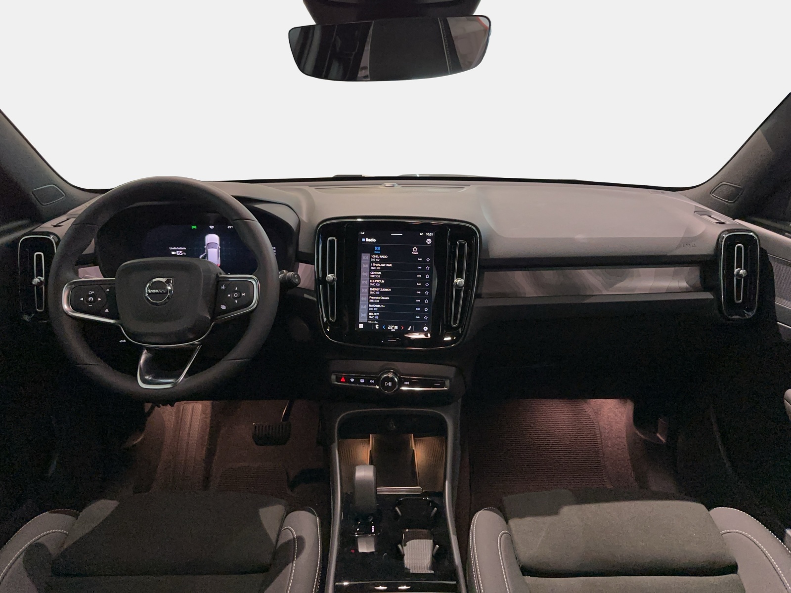 VOLVO XC40 Recharge E80 82kWh Plus RWD-image-10