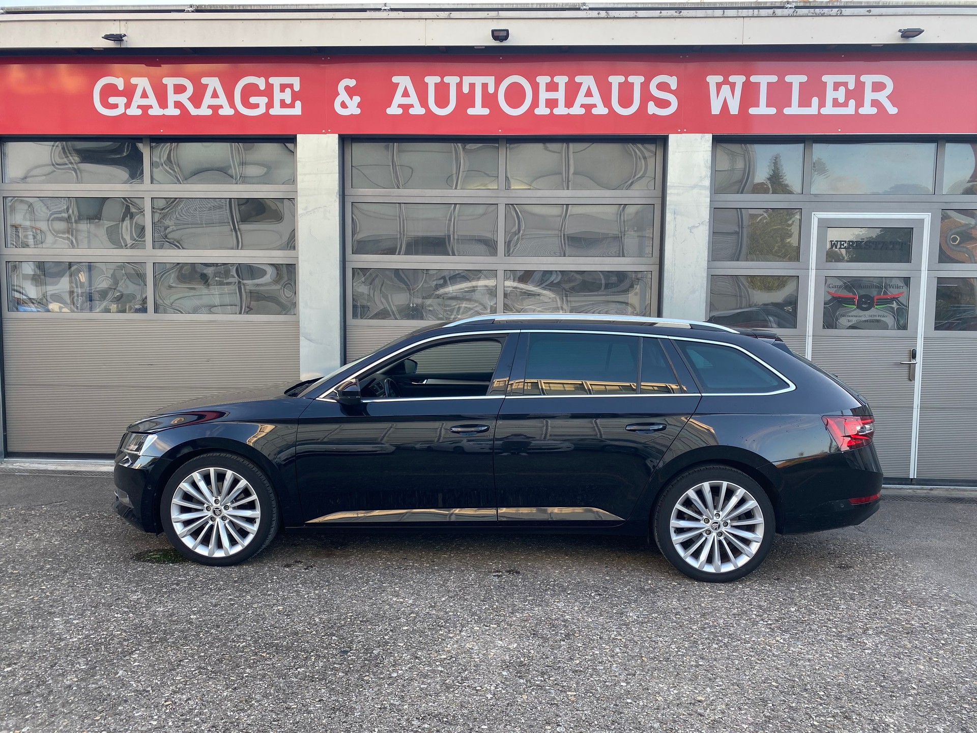 SKODA Superb Combi 2.0 TDi L&K 4x4 DSG-image-7