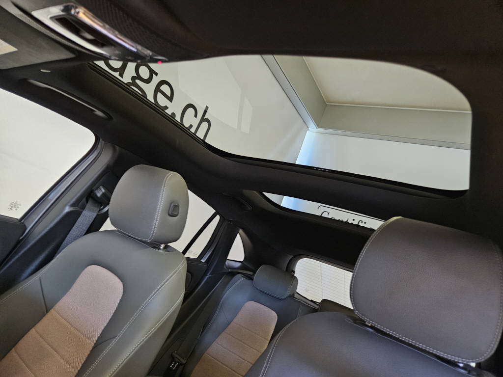 MERCEDES-BENZ EQA 250 Electric Art Line-image-7