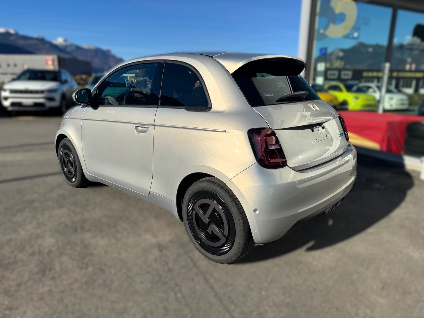 FIAT 500 BEV GIORGIO ARMANI-image-3