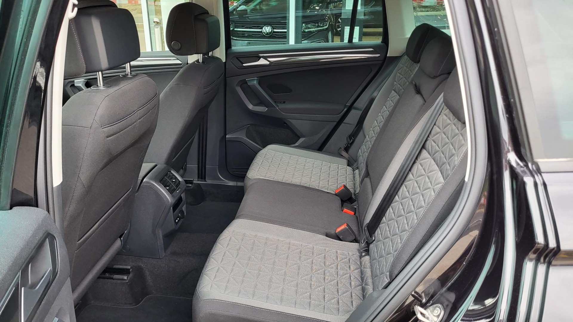 VW Tiguan 1.5TSI Evo Life-image-5