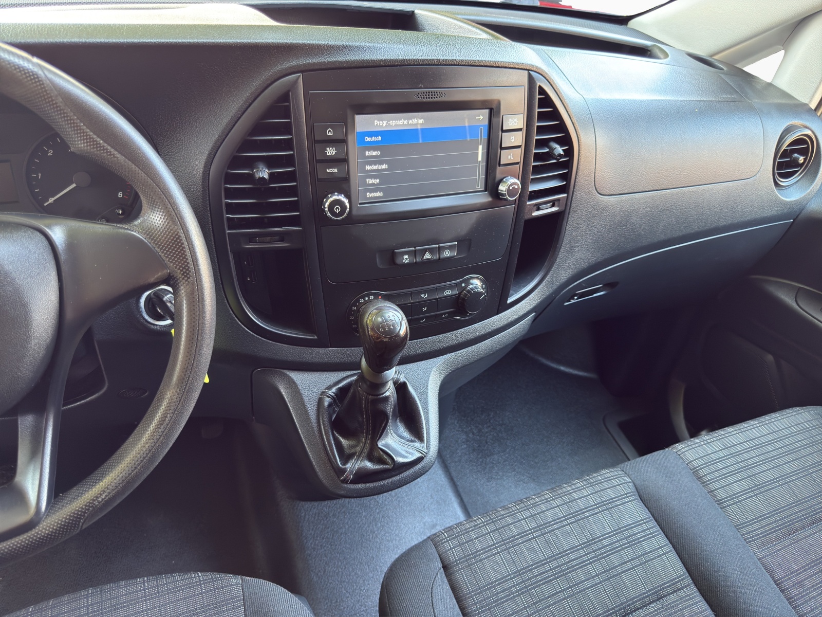 MERCEDES-BENZ Vito 116 CDI-image-12