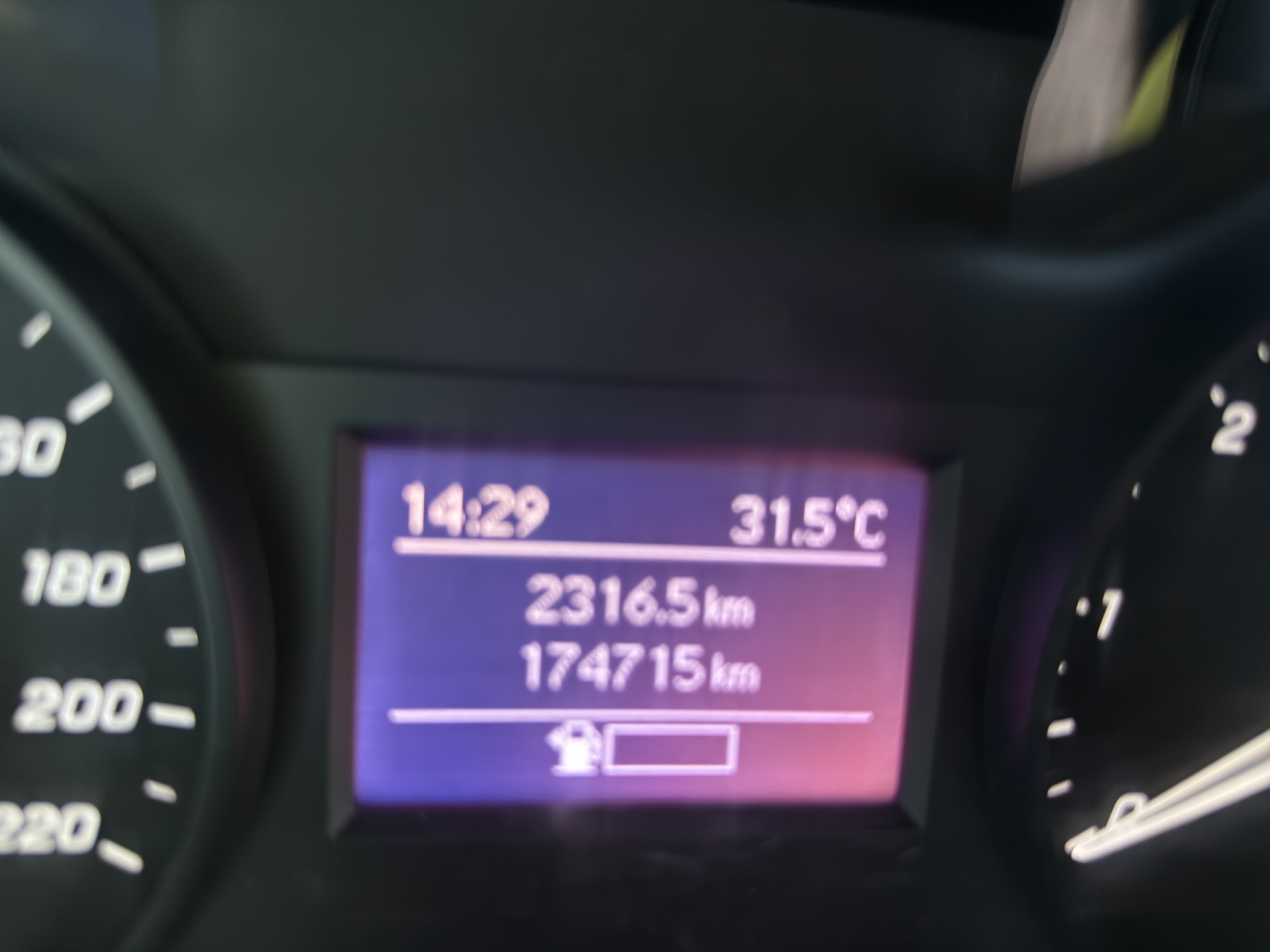 MERCEDES-BENZ Vito 116 CDI-image-24