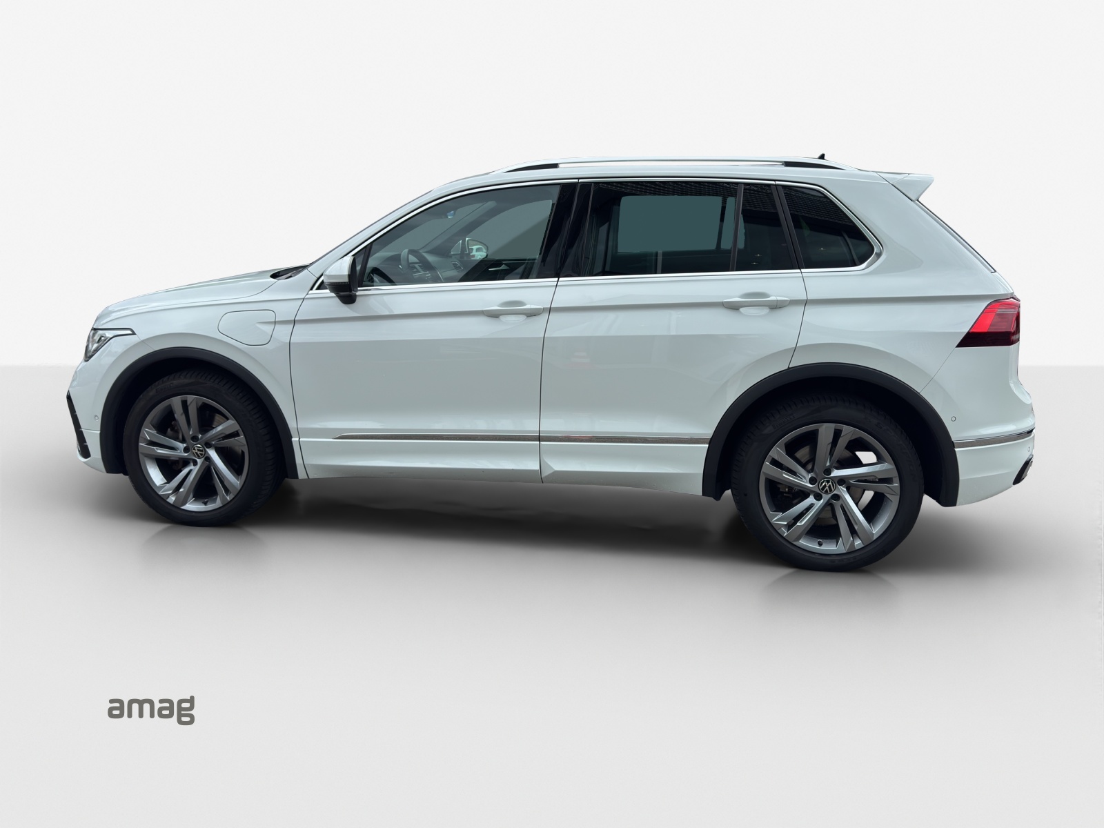 VW Tiguan 1.4TSI PHEV R-Line DSG-image-1