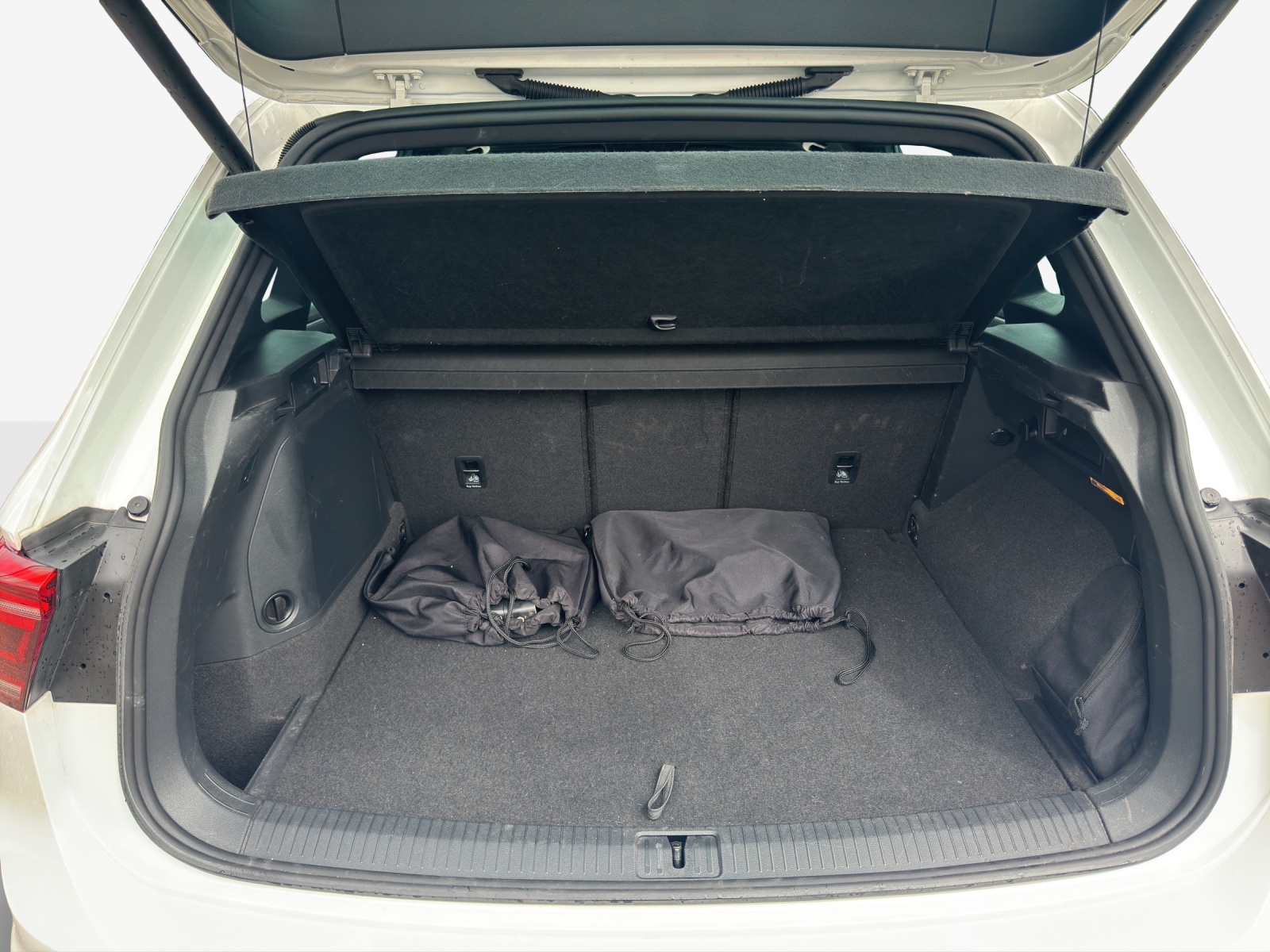 VW Tiguan 1.4TSI PHEV R-Line DSG-image-13