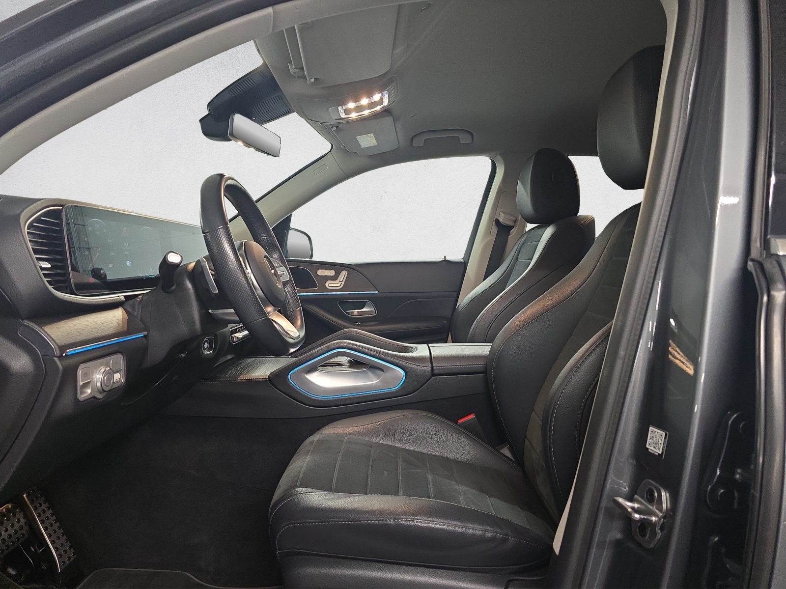 MERCEDES-BENZ GLE 350 de AMG Line 4Matic-image-10