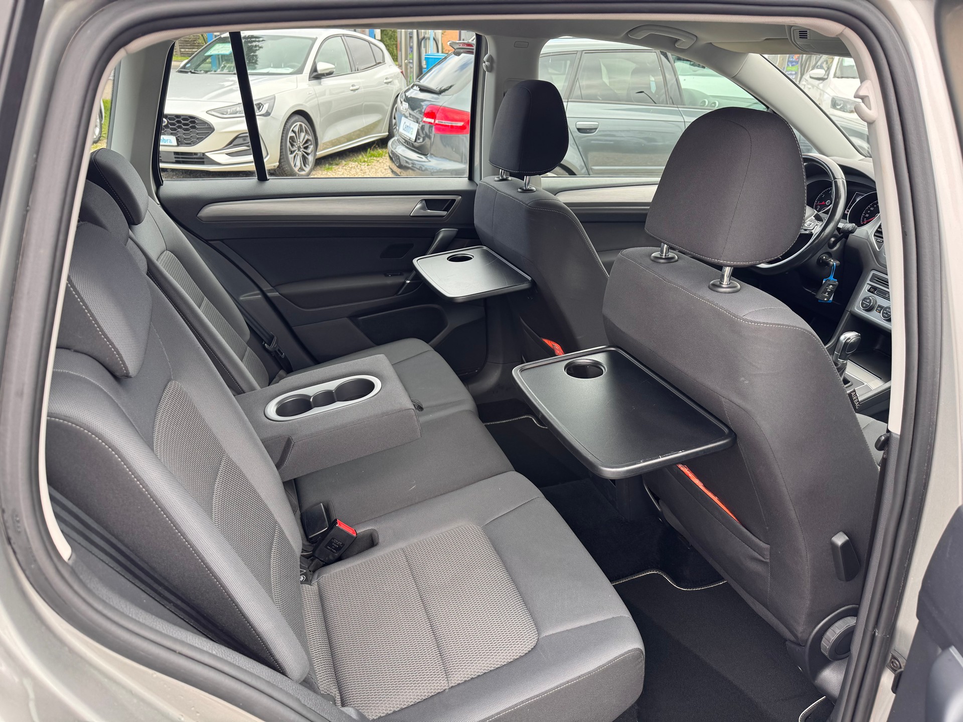 VW Golf Sportsvan 1.4 TSI Comfortline DSG-image-10