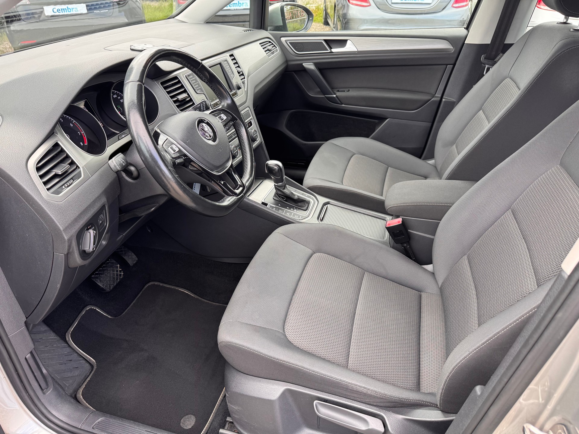 VW Golf Sportsvan 1.4 TSI Comfortline DSG-image-14