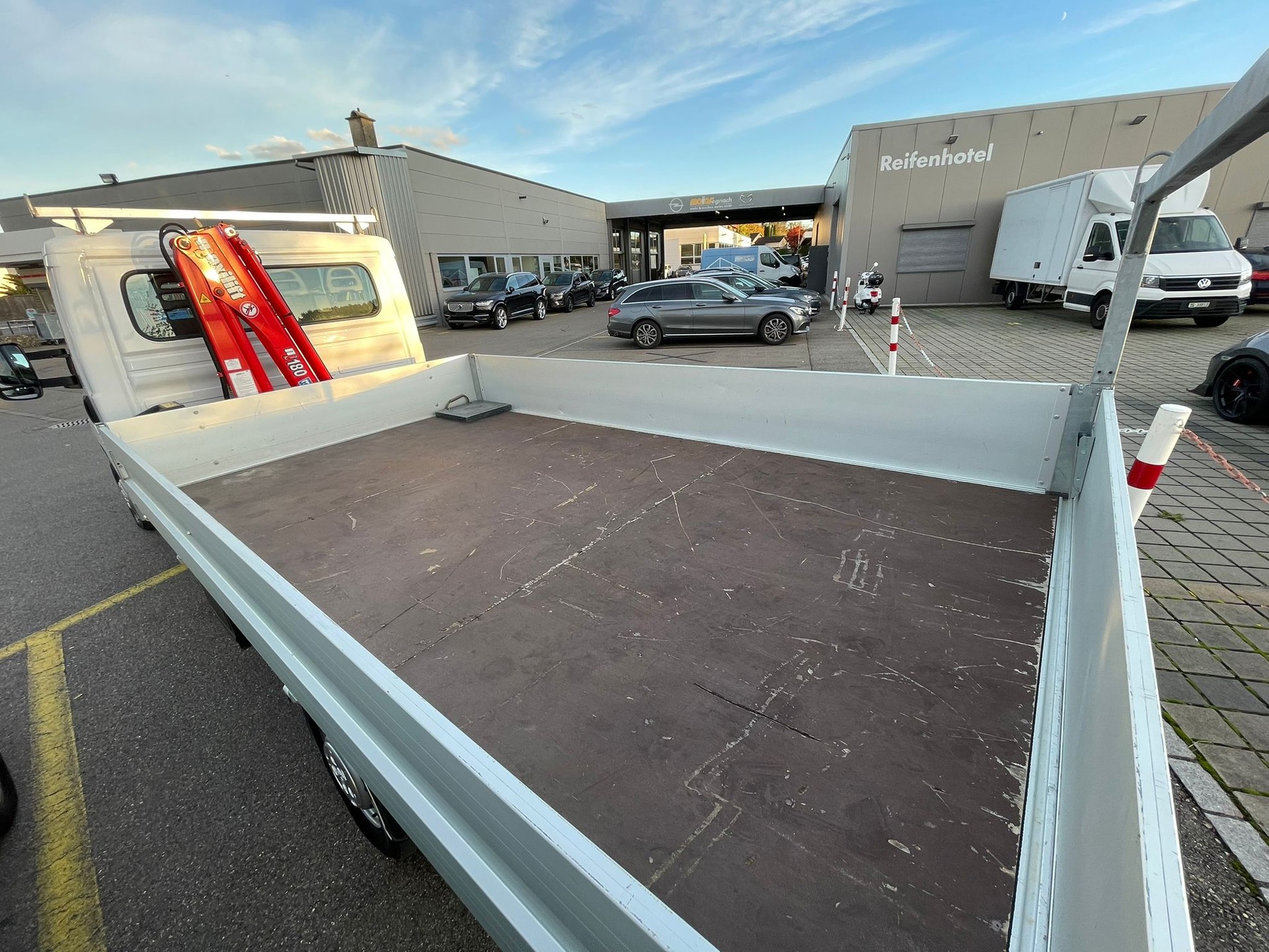 PEUGEOT Boxer 2.2 HDI 335 Pro L3-image-9