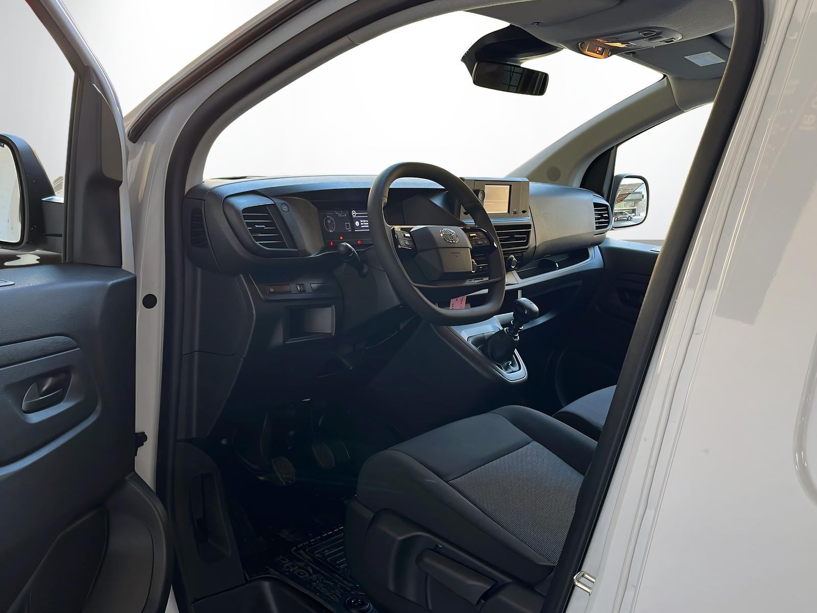 TOYOTA PROACE Van L1 1.5 D Active-image-7