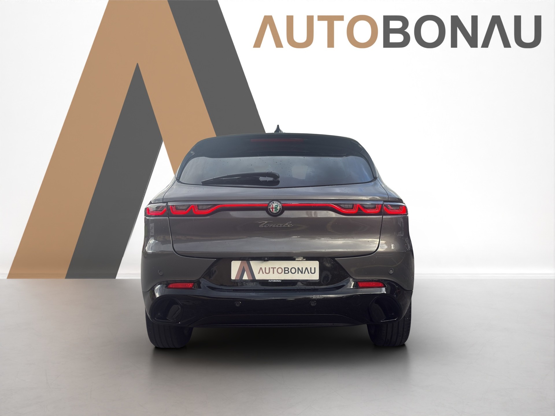 ALFA ROMEO Tonale 1.5 Veloce Premium-showroom-element-3