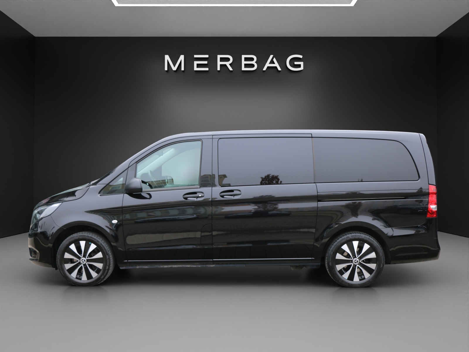 MERCEDES-BENZ Vito 116 CDI 4x4 Tourer SELECT Lang-image-1