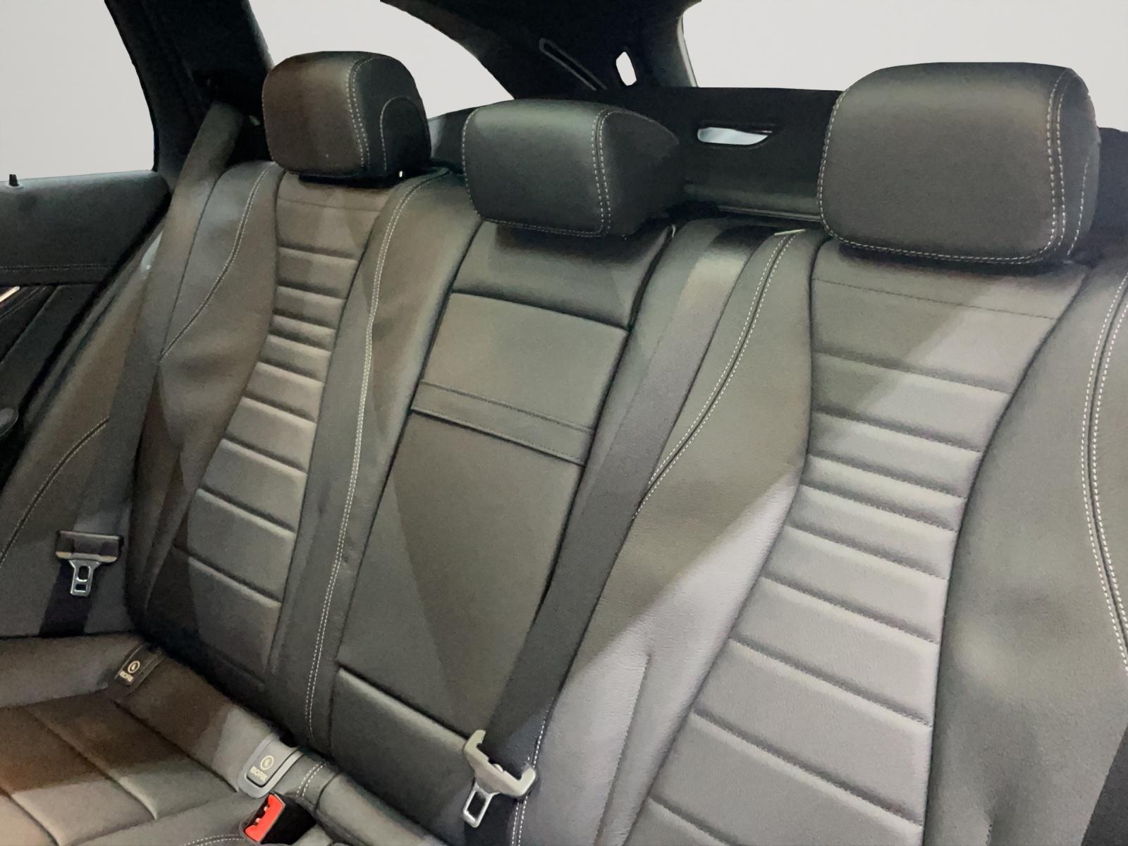 MERCEDES-BENZ E 220 d 4MATIC T-Modell Swiss Star AMG Line-image-7