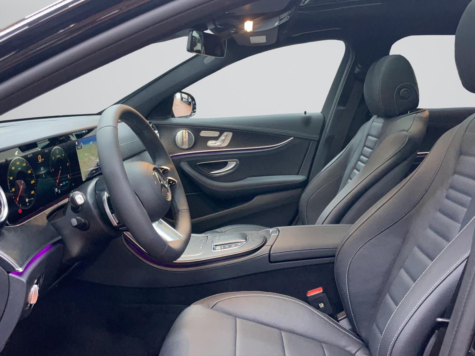 MERCEDES-BENZ E 220 d 4MATIC T-Modell Swiss Star AMG Line-image-4