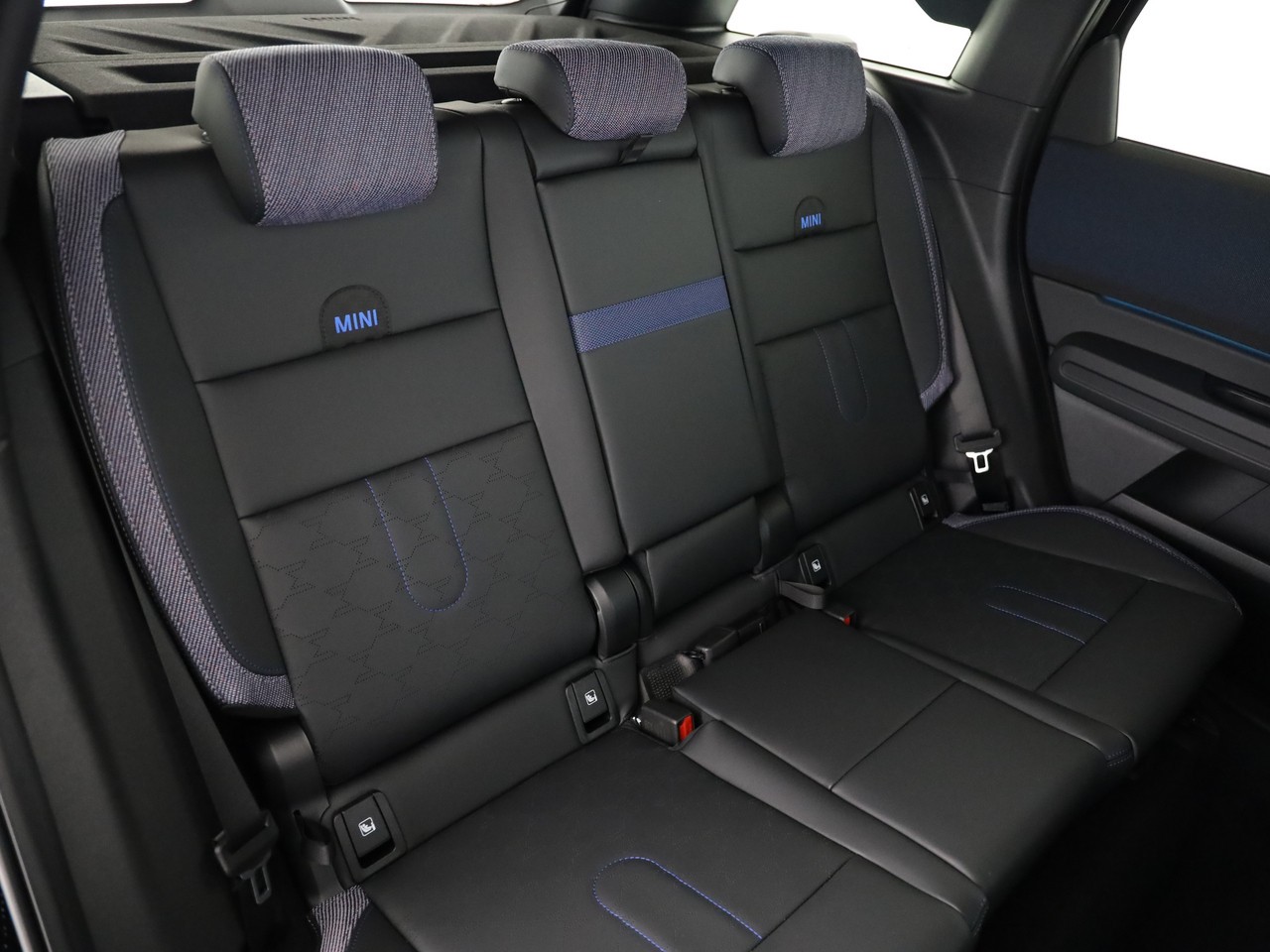 MINI Countryman C-image-15