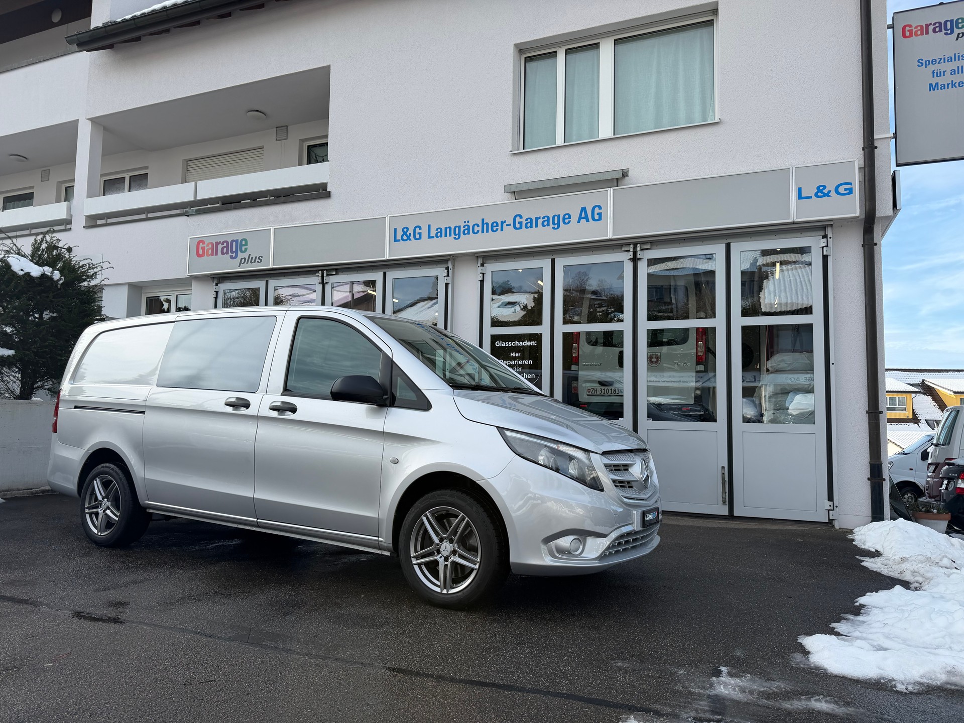 MERCEDES-BENZ Vito 119 CDI Lang 4Matic 7G-Tronic-image-2