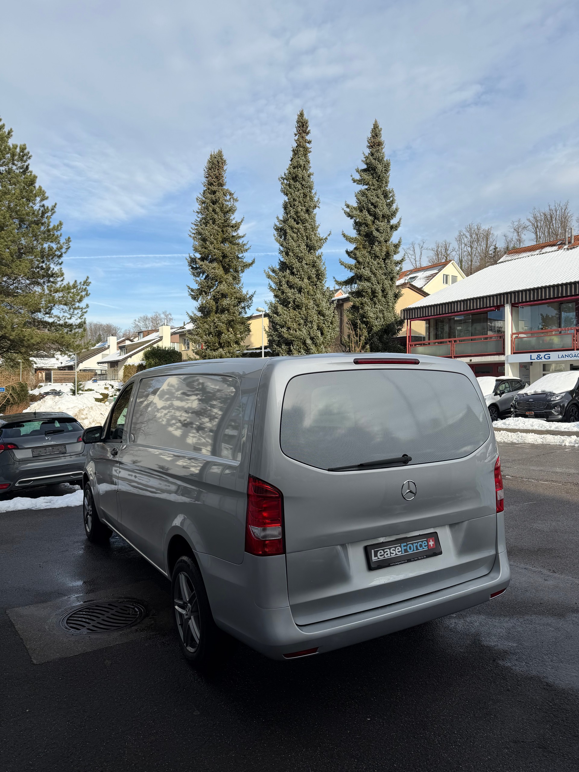MERCEDES-BENZ Vito 119 CDI Lang 4Matic 7G-Tronic-image-4