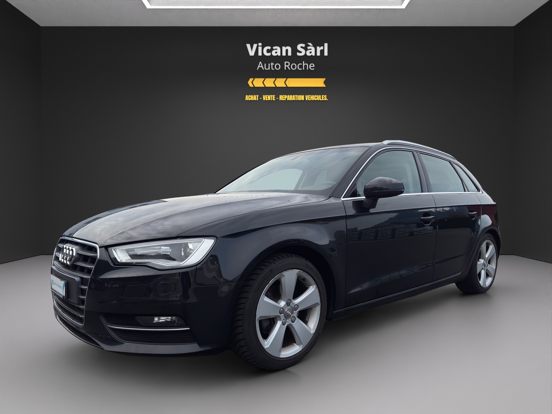 AUDI A3 Sportback 1.4 TFSI Ambition-image-2