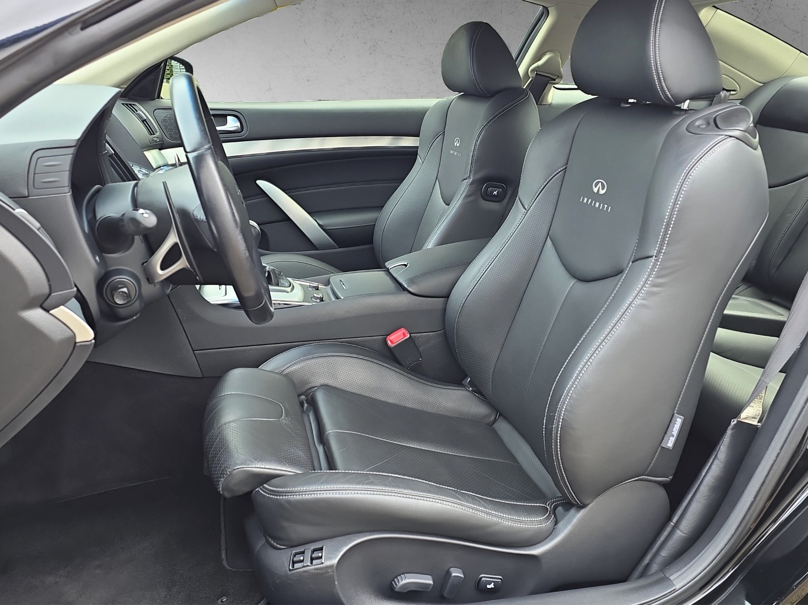 INFINITI G37 3.7 V6 Coupé S Automatic-image-6