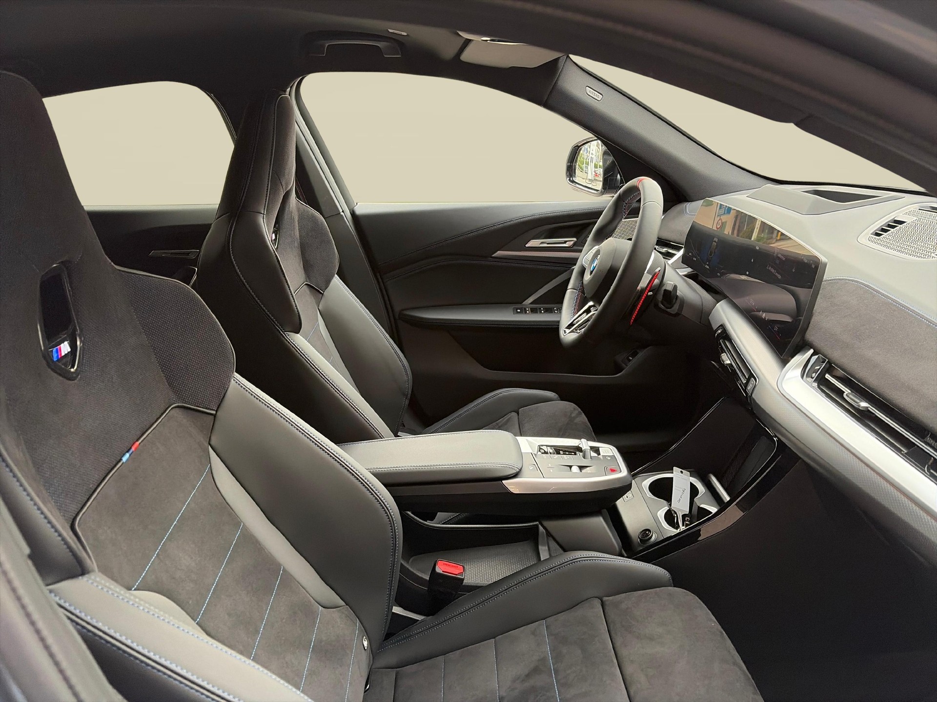 BMW X2 M35i-image-15