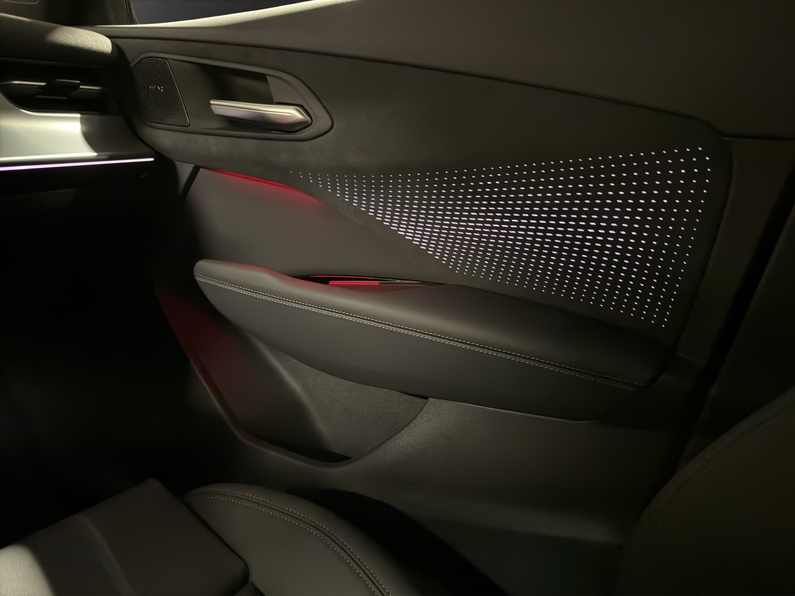 AUDI Q3 Sportback e-hybrid 200 kW S tronig-image-26