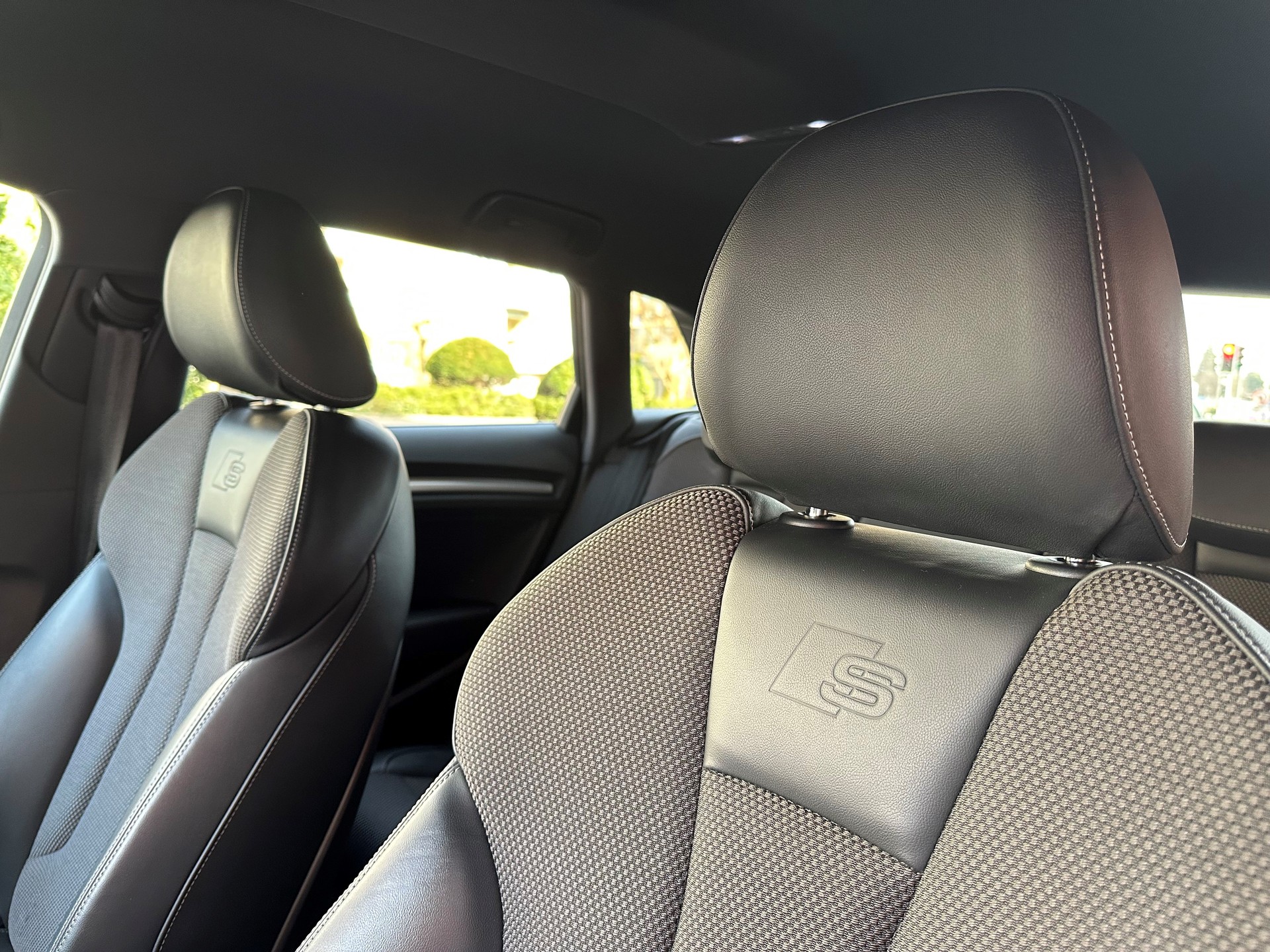 AUDI A3 Sportback 1.5 TFSI S-tronic Sport-image-15