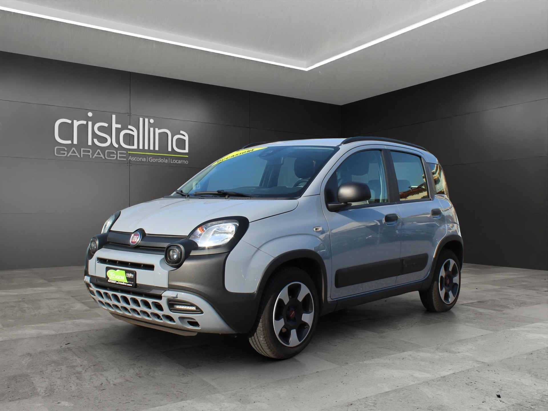 FIAT Panda 1.0 Hybrid Cross-image-0