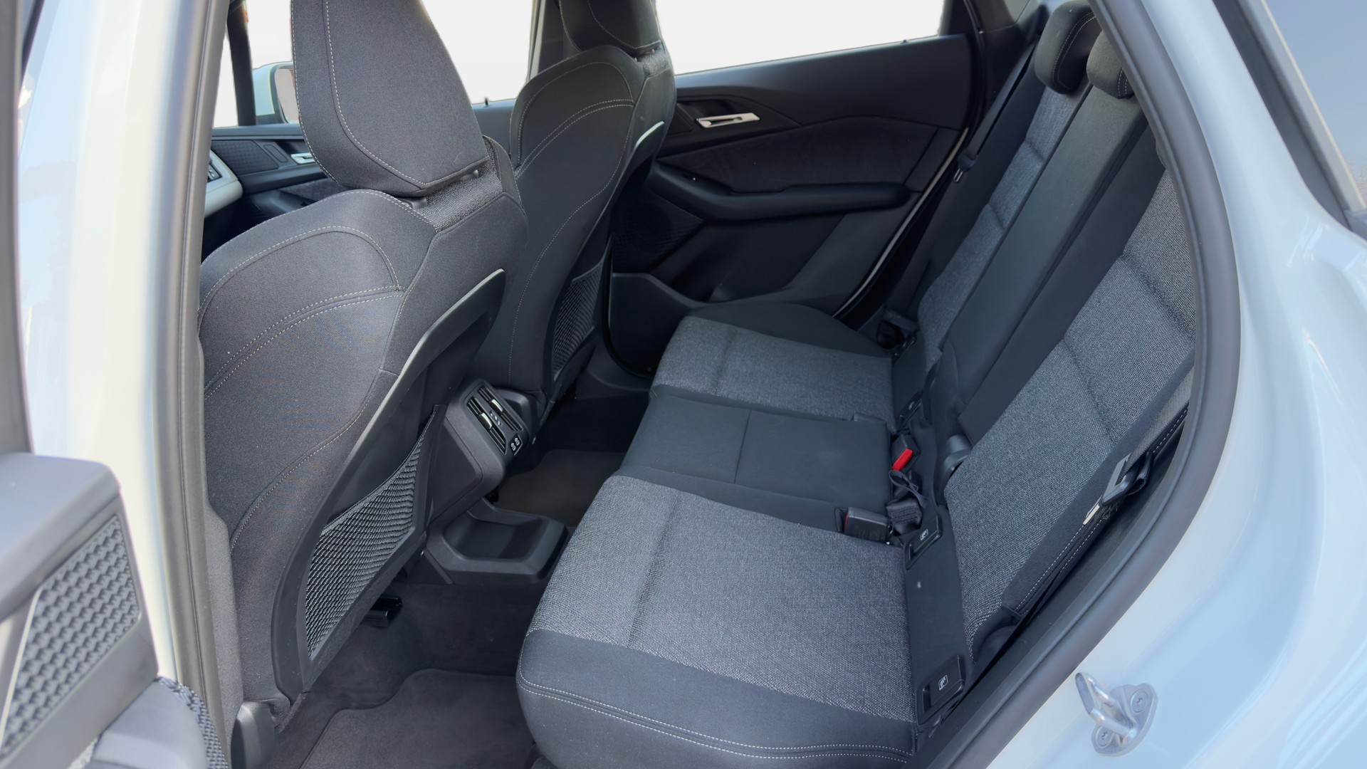 BMW 218d Active Tourer DKG-image-17