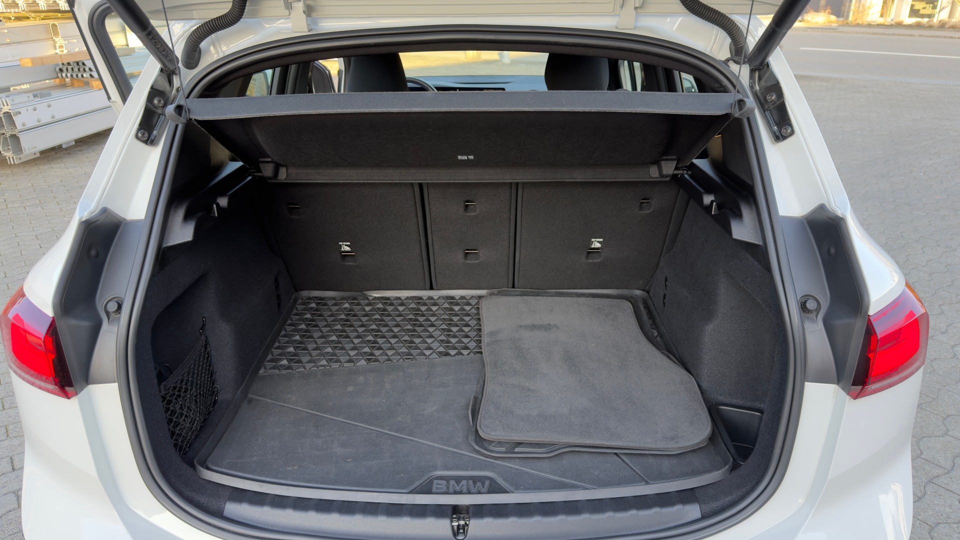 BMW 218d Active Tourer DKG-image-18