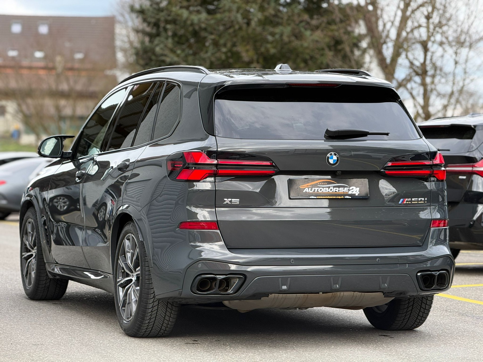 BMW X5 M60i xDrive-image-3