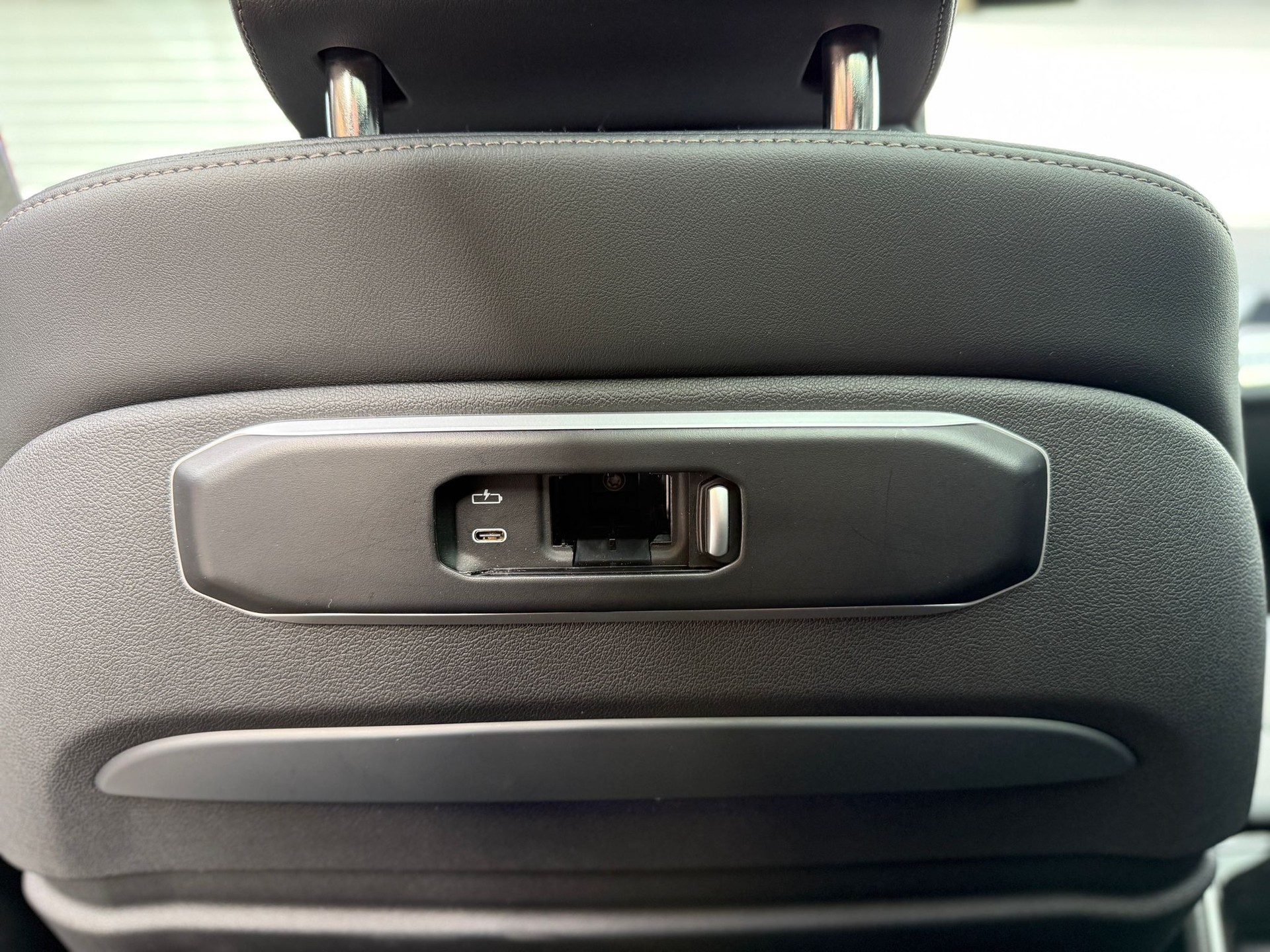 BMW X5 M60i xDrive-image-26