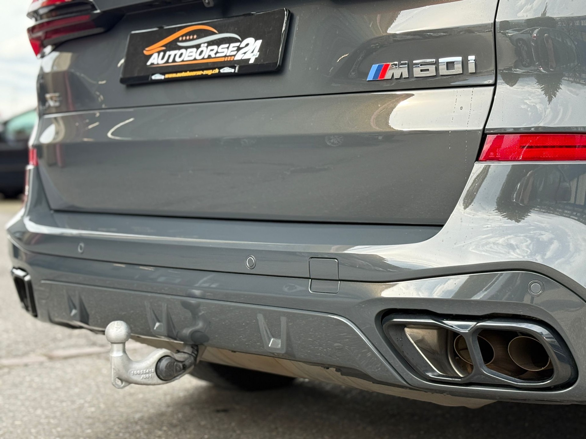 BMW X5 M60i xDrive-image-9