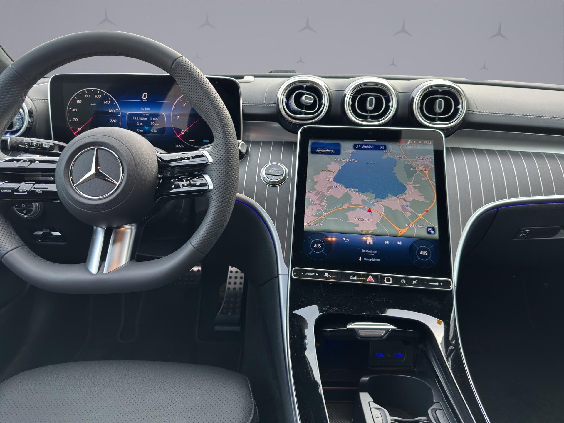 MERCEDES-BENZ C 220 d Swiss Star AMG Line 4matic Kombi-image-13
