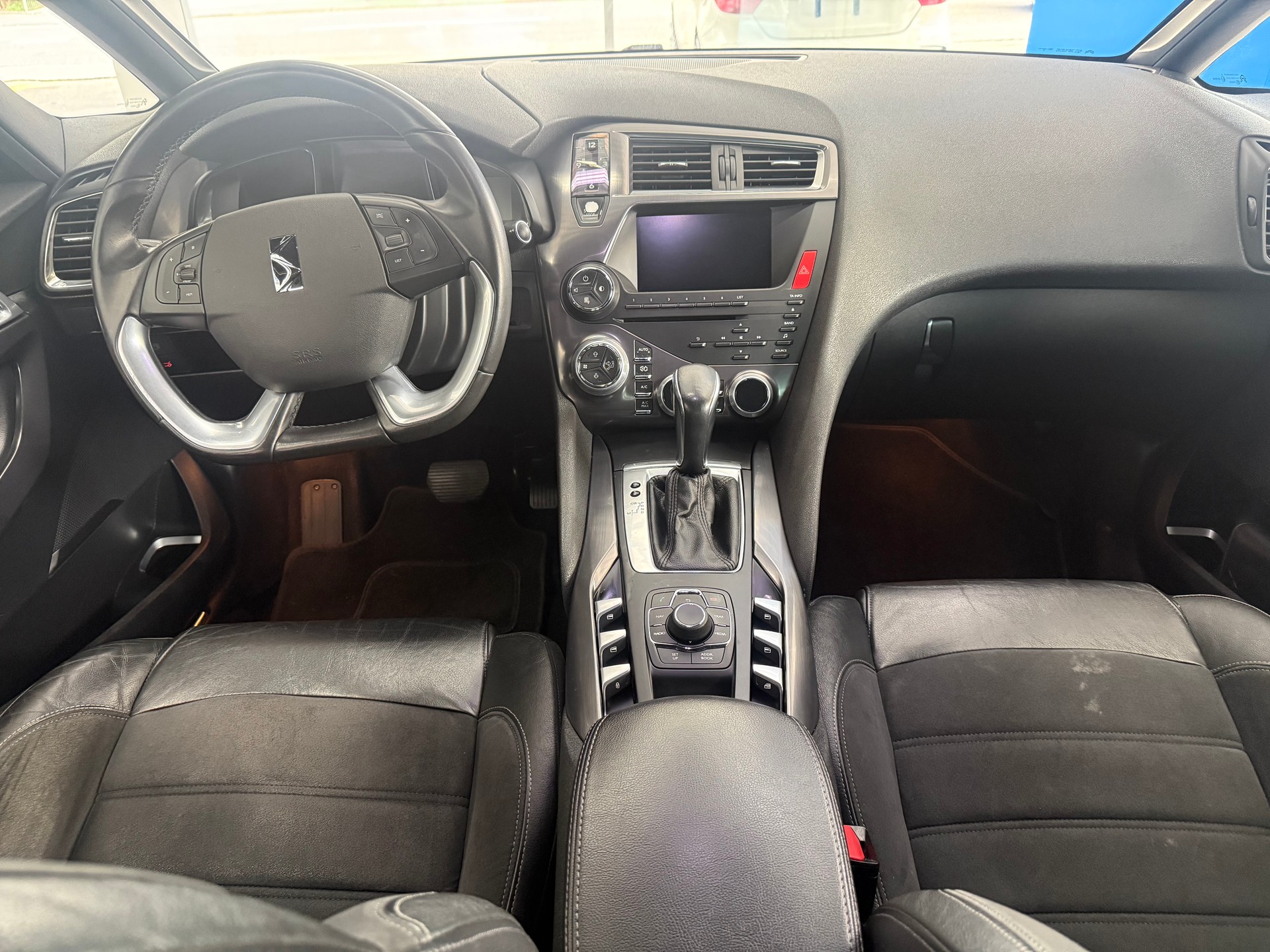 DS AUTOMOBILES DS5 1.6 Turbo Chic Automatic-image-8