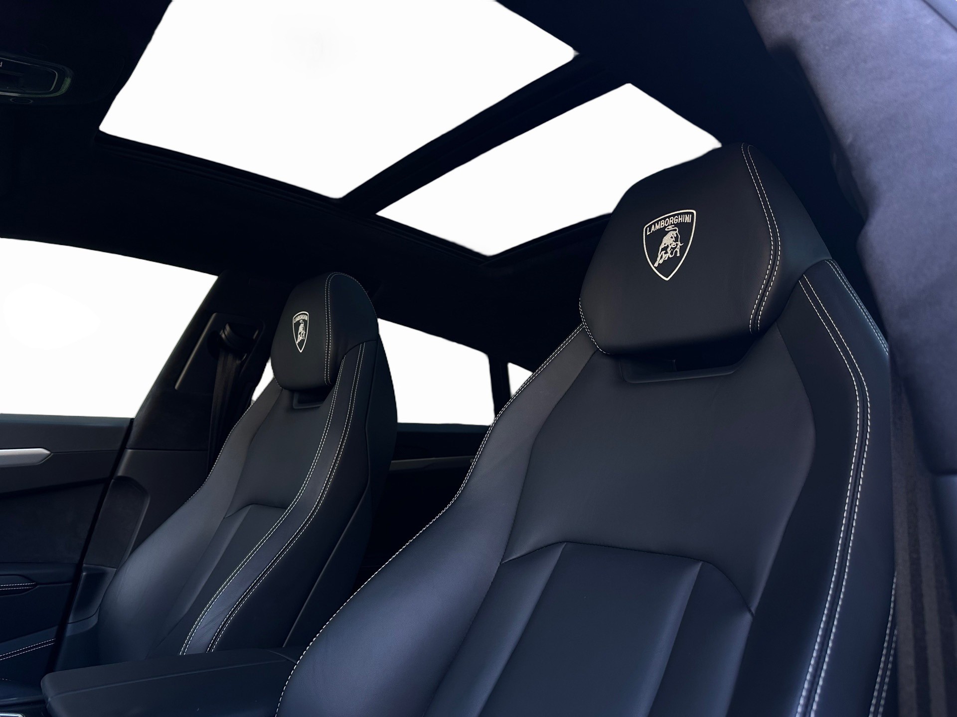 LAMBORGHINI Urus E-Gear-image-7