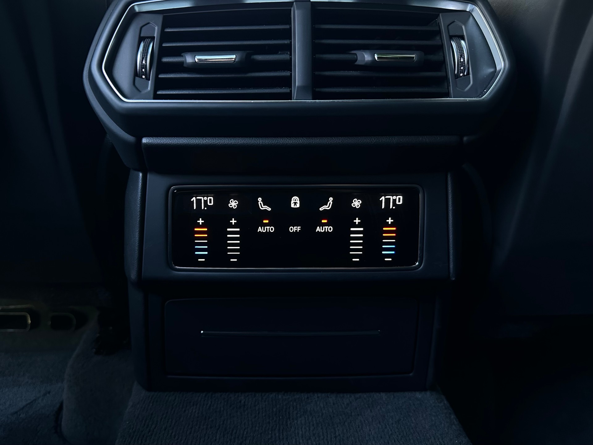 LAMBORGHINI Urus E-Gear-image-11